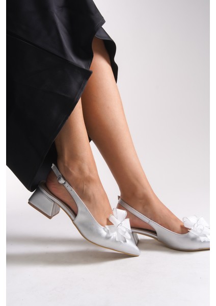 Elyenria Arkası Açık Sivri Burunlu Kadın Topuklu Ayakkabı 0012126