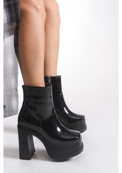 Kadın Yüksek Topuklu Ayakkabı 00122010