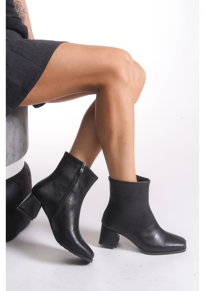 Kadın Topuklu Bot 00120025 fırsatları
