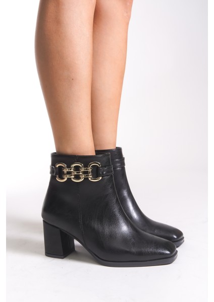 Kadın Zincir Detaylı Topuklu Bot 00121060