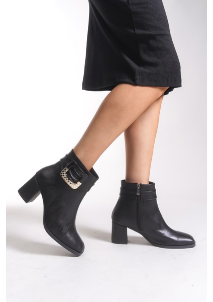 Kadın Toka Detaylı Topuklu Bot 00121050 modelleri