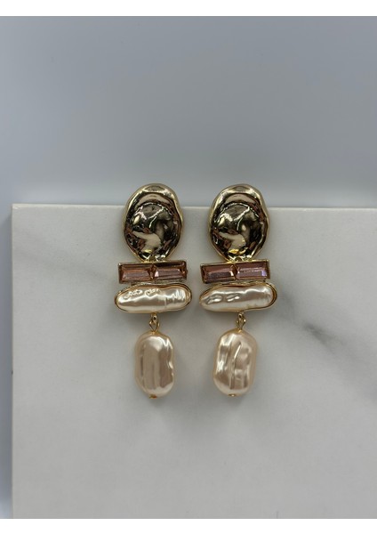 Gold Detaylı Çift Renkli Inci Taşlı Sallantılı Küpe fiyatları