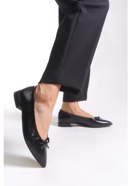 Kadın Sivri Burun Babet 0012502