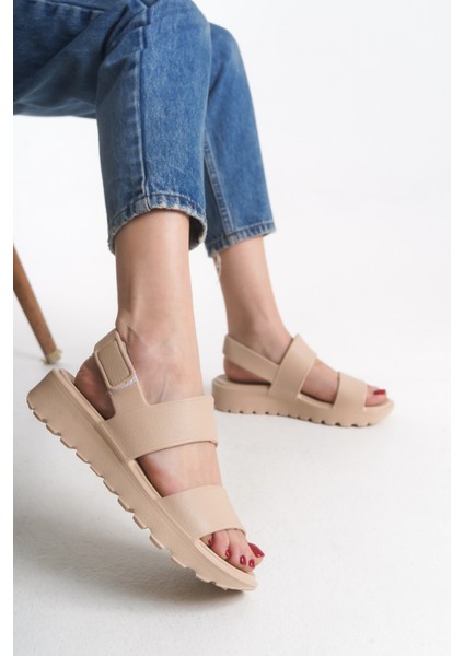 Avkiasha Kadın Sandalet 001230 fırsatları
