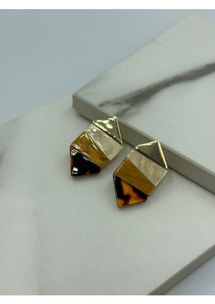 Gold Karışık Desen Leopar Detaylı Tasarım Küpe