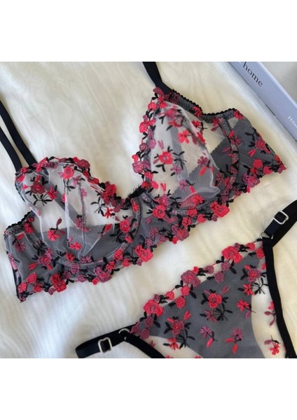 Çiçek Motifli Dantel Detaylı( Balenli) Bralet Sütyen-Külot Takım modelleri