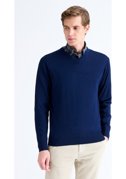 Erkek Lacivert V Yaka Yün Kazak modelleri