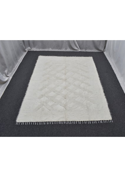 Yeni El Dokuma Tek Renk Beyaz Dikişsiz Çift Kişilik Tiftik Yün Siirt Kilimi 6375 fiyatları