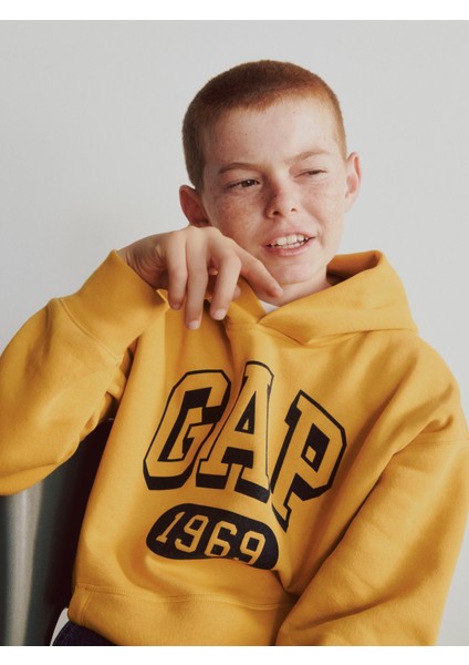 Erkek Çocuk Sarı Vintagesoft Gap Logo Sweatshirt fiyatları