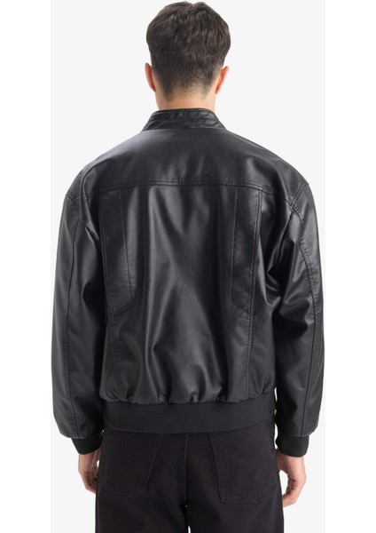 Oversize Fit Geniş Kalıp Dik Yaka Fermuarlı Cepli Suni Deri Ceket Mont E8818AX25AU fırsatları