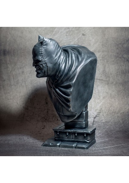 Yeni Kara Şövalye Büstü (Stl) (Sadece Plastik Aparattır!!!)