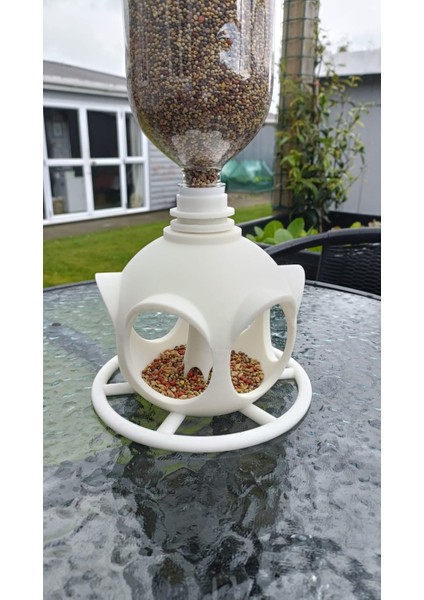 Yeni Kuş Besleyici (Sadece Plastik Aparattır!!!) fiyatları