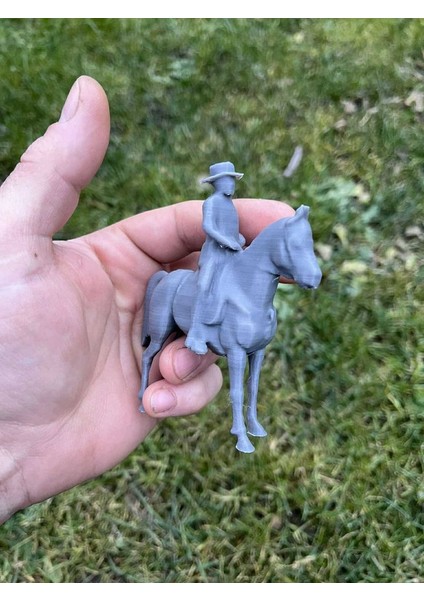 Yeni At Binicileri (Sadece Plastik Aparattır!!!) fırsatları