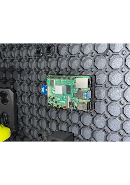 Yeni Multiboard - Raspberry Pi 3/4/5 Mount (Sadece Plastik Aparattır!!!)