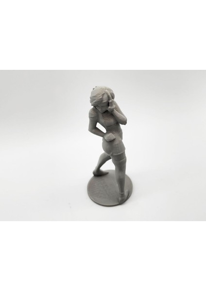 Yeni Luna Snow Figür Rivals (Sadece Plastik Aparattır!!!)