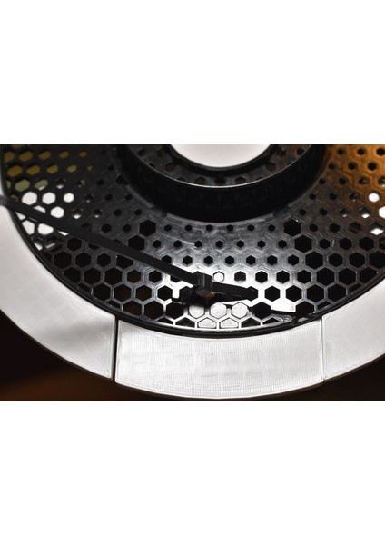 Yeni Arazi Lastiği Kalem Kutusu (Sadece Plastik Aparattır!!!) indirimleri