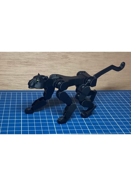 Yeni Kara Panter - Yerinde Yazdırın ve Olumlu. (Sadece Plastik Aparattır!!!) fiyatları