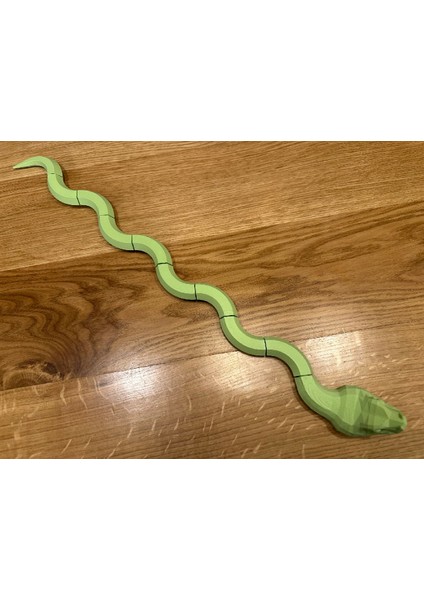 Yeni Li Yılan (Sadece Plastik Aparattır!!!)