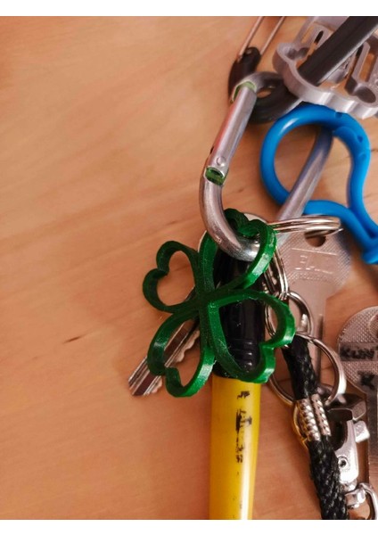 Yeni Dört Yapraklı Yonca Anahtarlık (Sadece Plastik Aparattır!!!) fırsatları