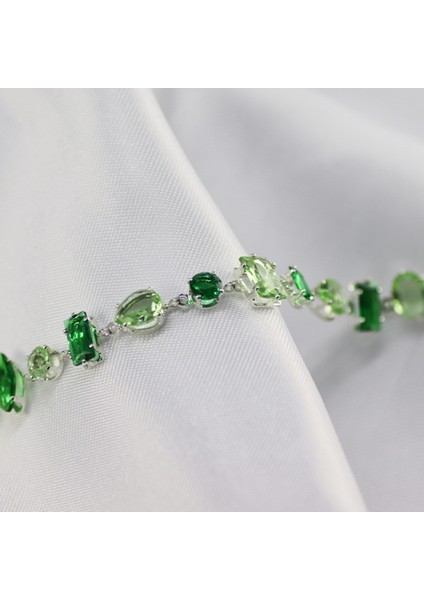 Yeni Yeşil Basit Kolye Takı (Yurt Dışından) fiyatları