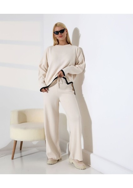 Modern Dokunuş Çizgi Detay Triko Takım fiyatları