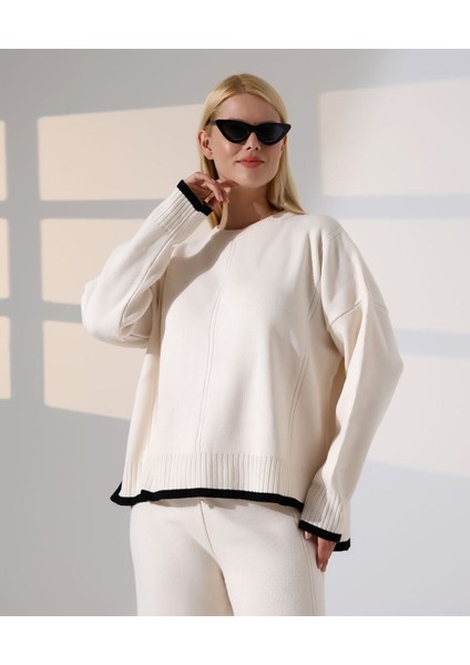 Modern Dokunuş Çizgi Detay Triko Takım fırsatları