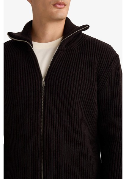 Standart Fit Dik Yaka Fermuarlı Triko Hırka C9014AX25AU indirimleri