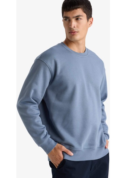 Relax Fit Bisiklet Yaka Kalın İçi Yumuşak Tüylü Basic Düz Sweatshirt T5139AZ25AU