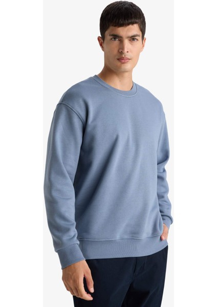 Relax Fit Bisiklet Yaka Kalın İçi Yumuşak Tüylü Basic Düz Sweatshirt T5139AZ25AU modelleri