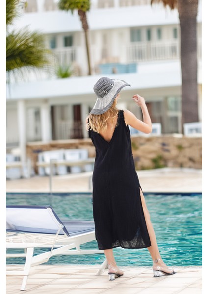 Kadın Yazlık Kolsuz Elbise – V Yaka, Müslin Kumaş, Yan Yırtmaçlı, Astarlı