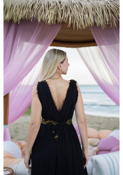 Kadın Bohem Yazlık Uzun Elbise – V Yaka, Kuşaklı, Yırtmaç Detaylı, Müslin Kumaş fiyatları