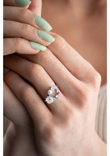 925 Ayar Gümüş Ayarlanabilir Rodyum Kaplama Manolya Çiçeği Bahar Çiçeği Yüzük modelleri