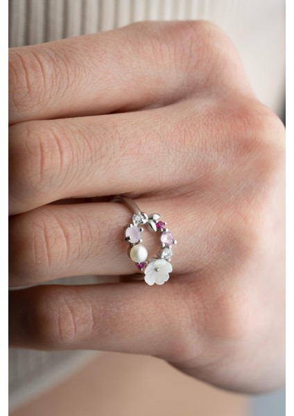 925 Ayar Gümüş Ayarlanabilir Rodyum Kaplama Manolya Çiçeği Bahar Çiçeği Yüzük