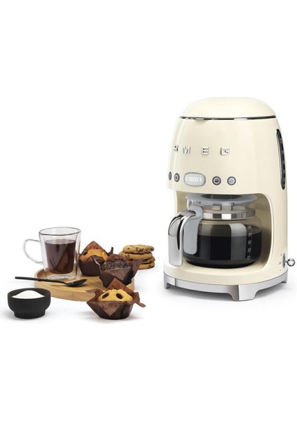 DCF02CREU Krem Renk Filtre Kahve Makinesi – Şık Tasarım, Yüksek Demleme Performansı ve 1,4 L Kapasite