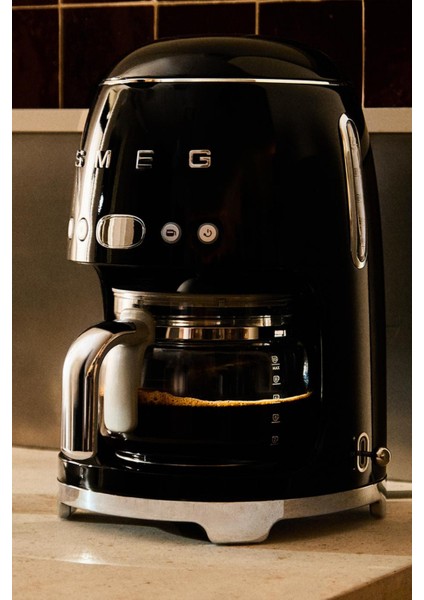 50 Style Retro Siyah Filtre Kahve Makinesi DCF02BLEU