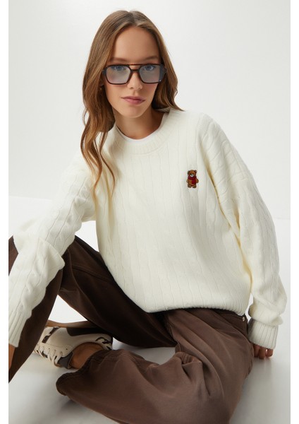 Ayıcık Işlemeli Saç Örgülü Triko Kazak LNX0005 Kemik modelleri