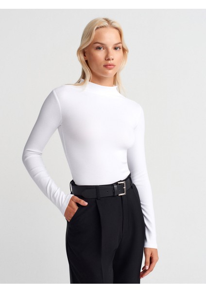 31433 Yarım Balıkçı Yaka Top-Beyaz