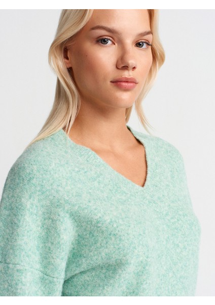 10645 V Yaka Yumuşak Dokulu Triko Kazak-Mint modelleri