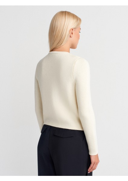 60983 Incili Fiyonk Aksesuarlı Triko Hırka-Ekru fiyatları