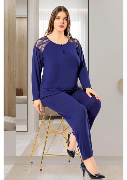 8805 Kadın Büyük Beden Uzun Kollu Dantel Detaylı Pijama Takım-Lacivert fiyatları