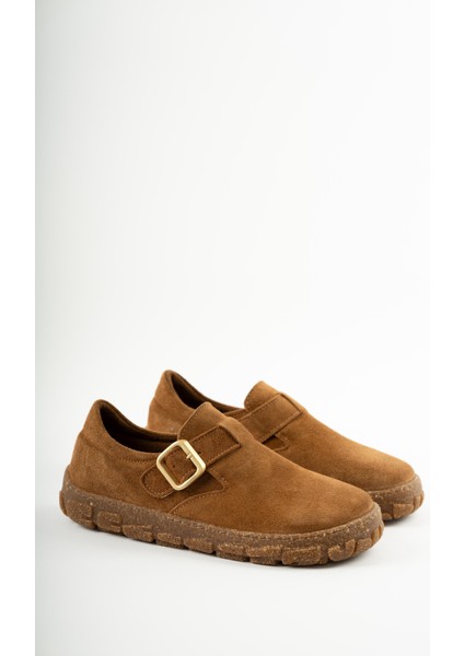 Cerina Süet Kumaş Üzerine Gold Ayarlanabilir Toka Detaylı Kadın Loafer- Taba Süet fiyatları