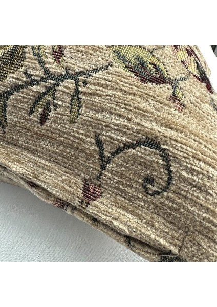 Çiçek Desenli Yastık Kılıfı Çift Taraflı Goblen Kumaş Kapalı Fermuarlı Kırlent 4'lü 40X40 fırsatları