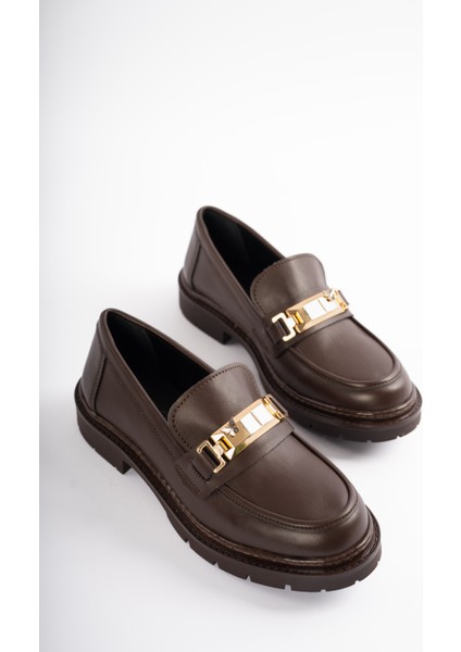 Milora Alçak Topuklu Kemer ve Gold Aksesuar Detaylı Kadın Loafer- Acı Kahve fiyatları