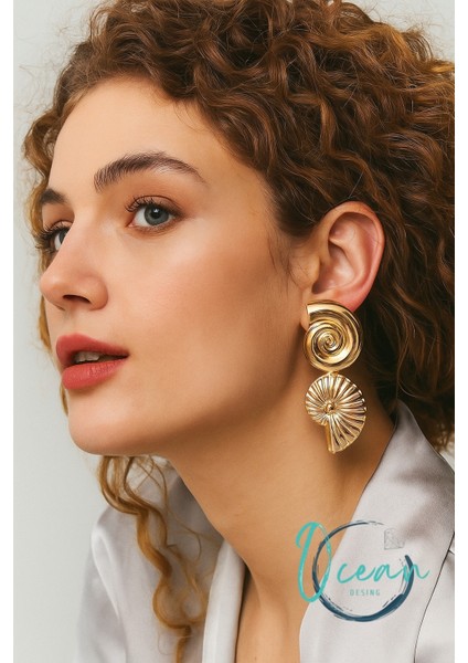 Sarmal Sallantılı Deniz Kabuğu Vintage Küpe