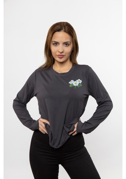 Kadın Füme Renk Papatya Baskılı Uzun Kollu Tshırt modelleri