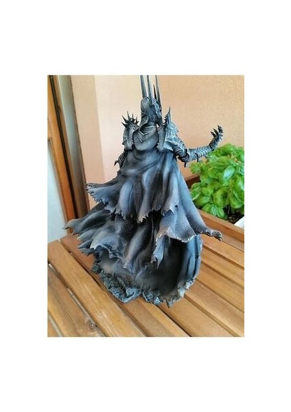 Yüzüklerin Efendisi - Dark Lord Sauron Boyalı Figür 20 Cm modelleri