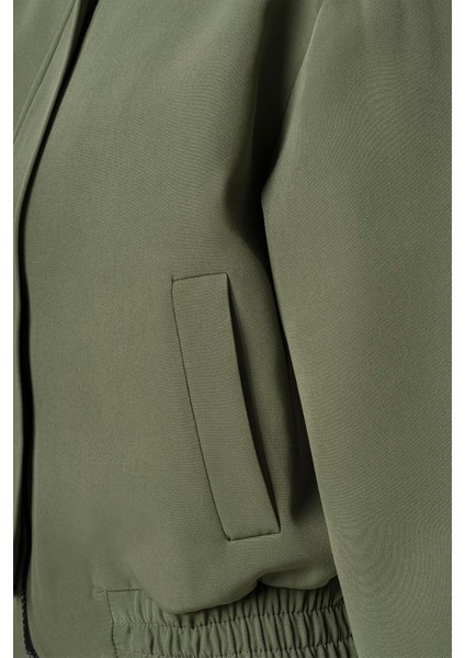 Kadın Haki Vatkalı Kısa Bomber Ceket fırsatları