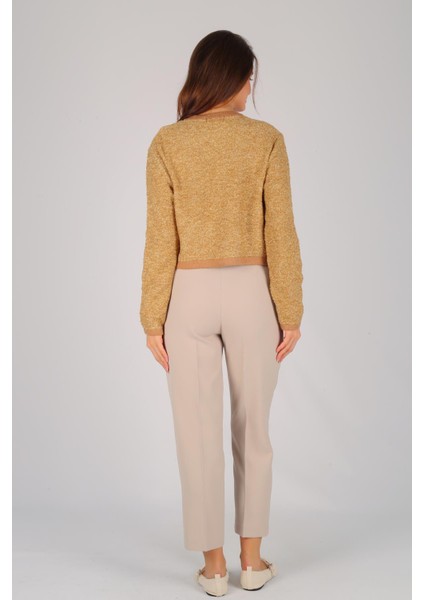 Kadın Hardal Kırçıllı Düğmeli Hırka indirimleri