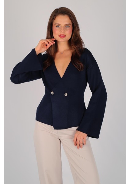 Kadın Lacivert Kruvaze Yaka Düğmeli Kazak
