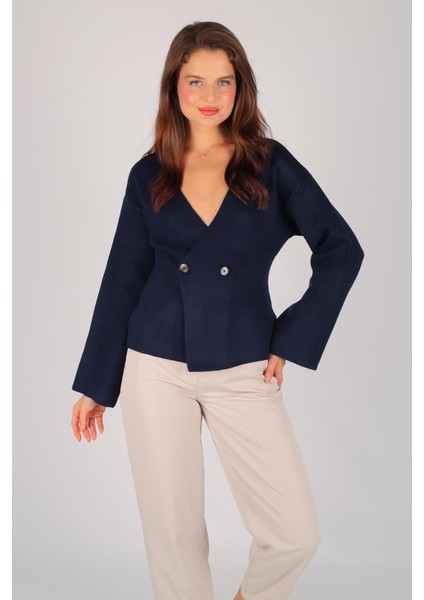 Kadın Lacivert Kruvaze Yaka Düğmeli Kazak modelleri